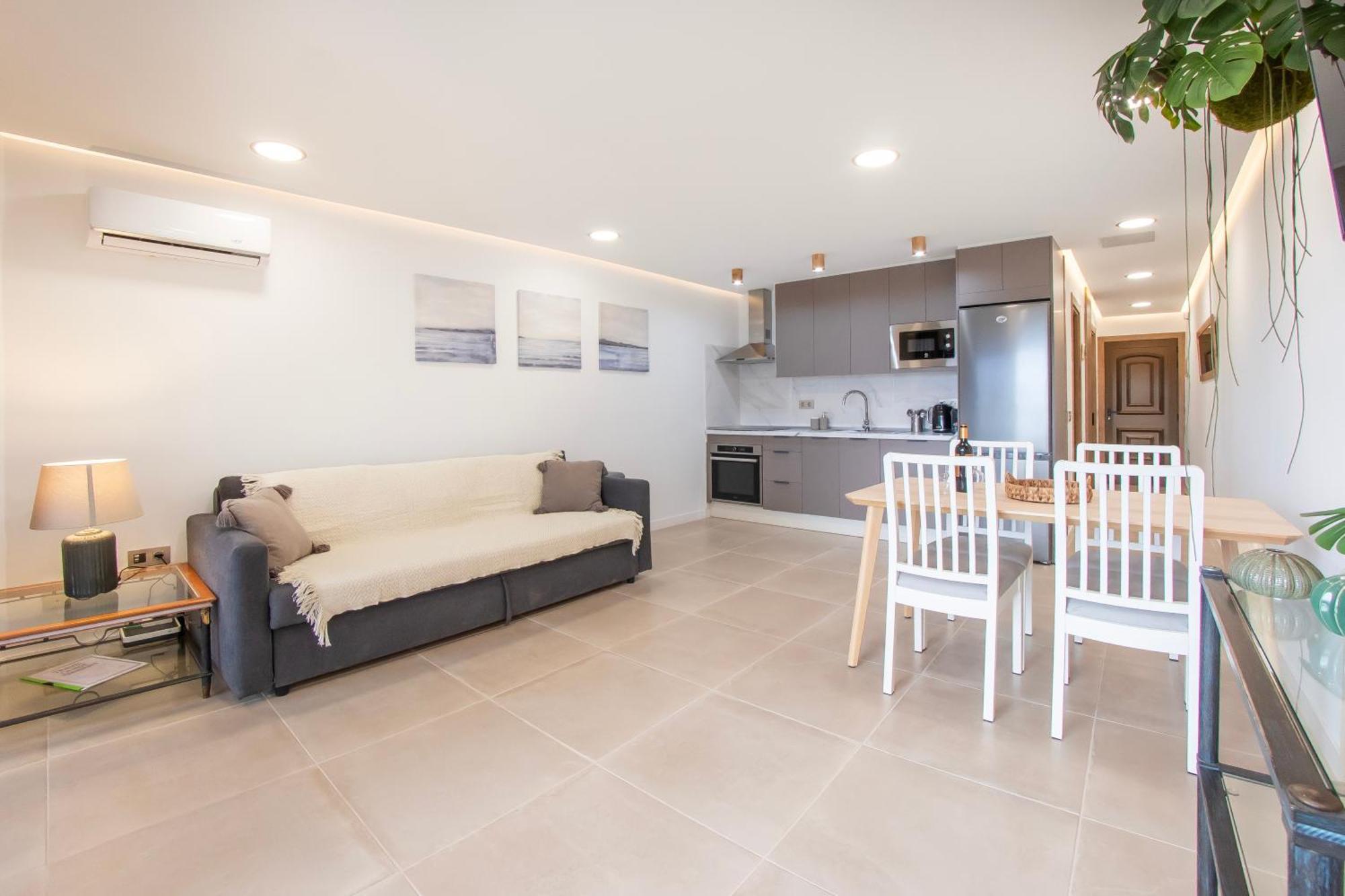 Newly Renovated, Luxurious Apartment With A Heated Pool, 259 San Miguel de Abona Exterior photo