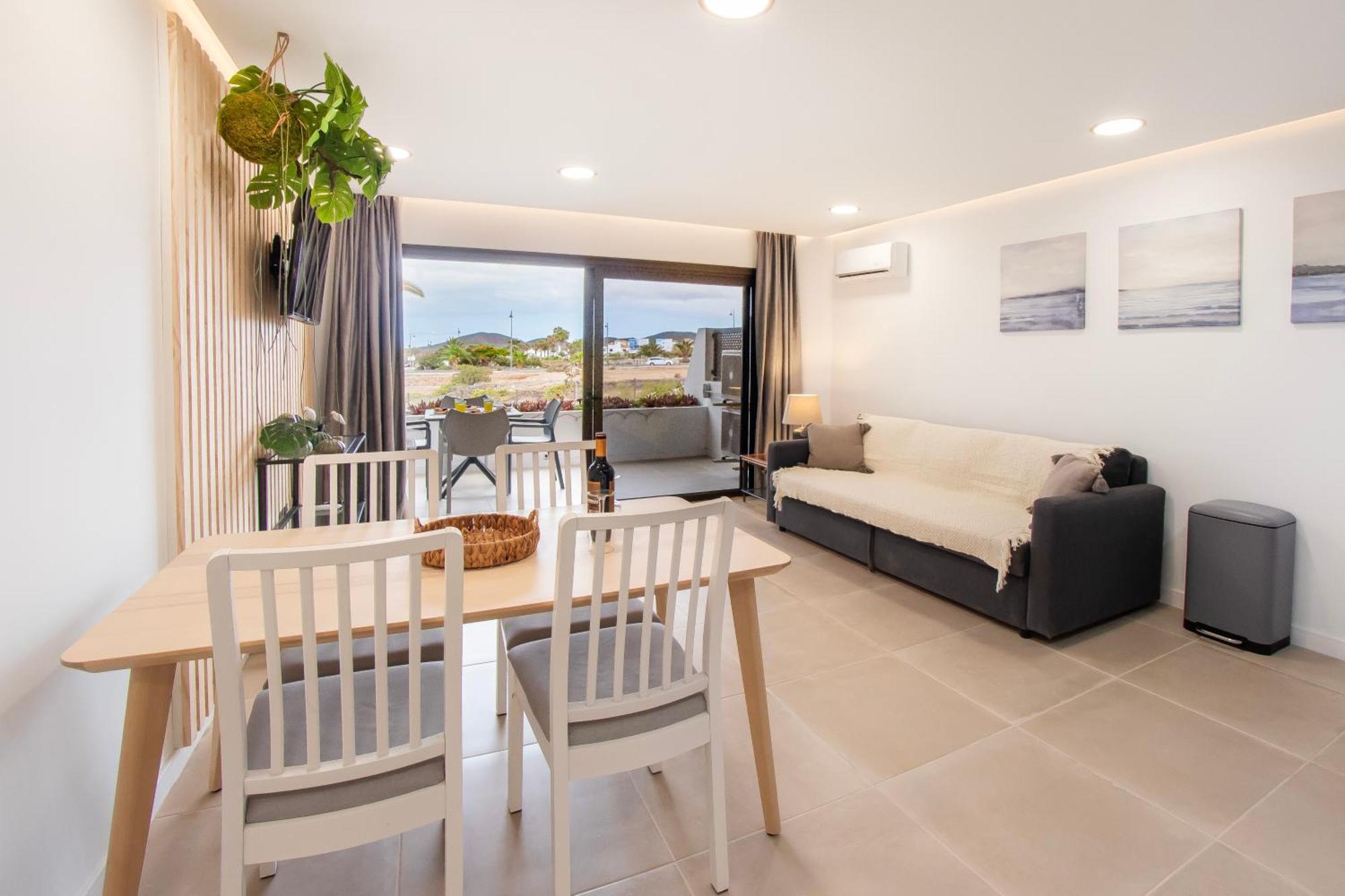 Newly Renovated, Luxurious Apartment With A Heated Pool, 259 San Miguel de Abona Exterior photo